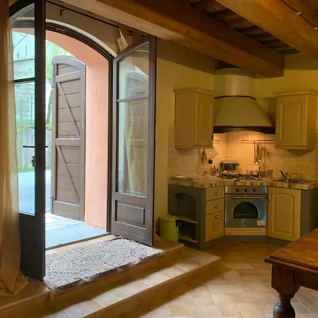 Casa Del Borgo Apartment Cantiano