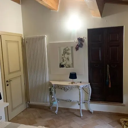 Casa Del Borgo * Cantiano