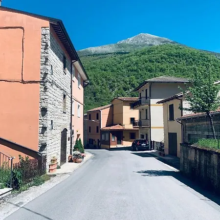公寓 Casa Del Borgo Cantiano